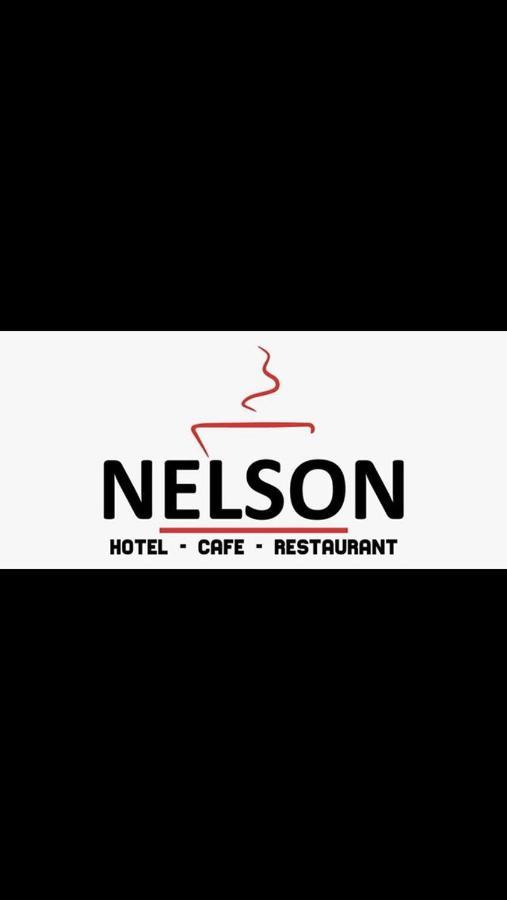 Hotel Nelson M'dik Exterior foto